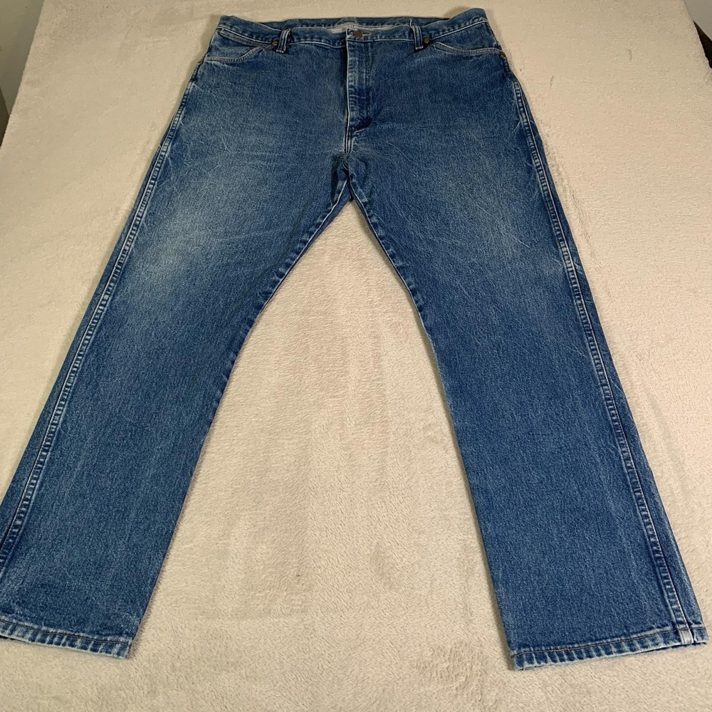 Vintage Wrangler 13MWZ Cowboy Cut Jeans Mens 40x32 (Tag 42x32) Blue Medium Wash